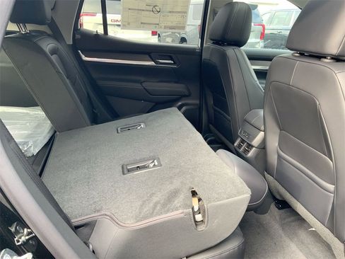 New 2026 GMC Terrain Denali w/ LPO, Floor Liner Package image 32
