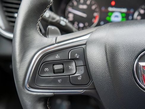 Used 2022 Buick Envision Preferred image 23