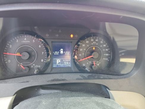 Used 2016 Toyota Sienna LE AWD/4WD image 8