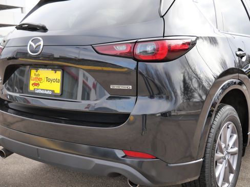 Used 2025 MAZDA CX-5 AWD 2.5 S w/ Select Package image 17