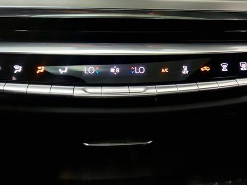 Used 2024 Cadillac Lyriq Sport RWD image 71