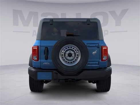 Used 2025 Ford Bronco Base image 6