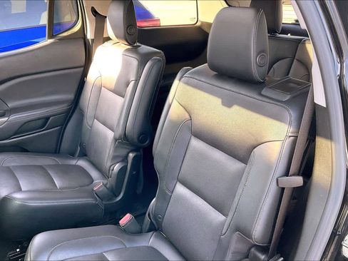 Used 2018 GMC Acadia SLT image 20