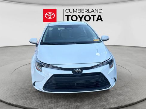 Used 2023 Toyota Corolla LE w/ Carpet Mat Package (TMS) FWD image 8
