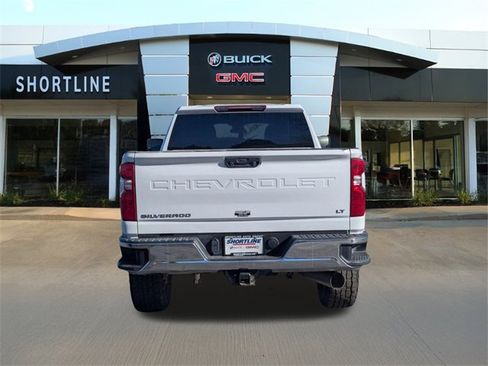 Used 2024 Chevrolet Silverado 2500 LT image 4