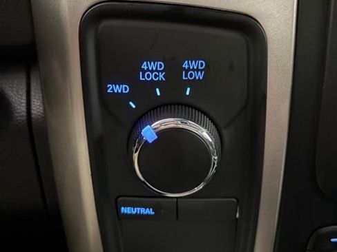 Used 2017 RAM 2500 Big Horn image 24