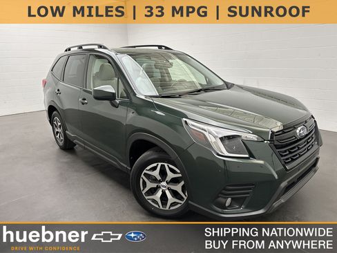 Used 2023 Subaru Forester Premium AWD/4WD image 1
