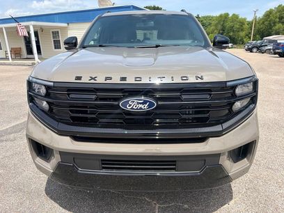 New 2027 Ford Expedition Max Platinum w/ Stealth Appearance Package