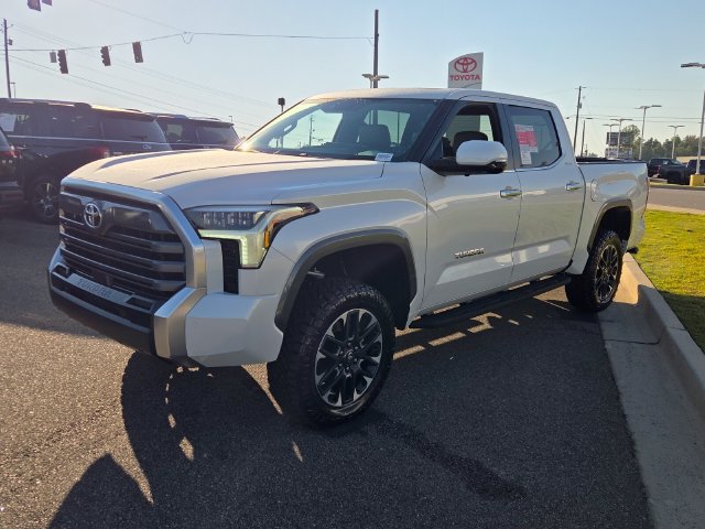 New 2026 Toyota Tundra Limited AWD/4WD image 3