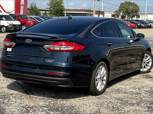Used 2020 Ford Fusion Energi Titanium image 11