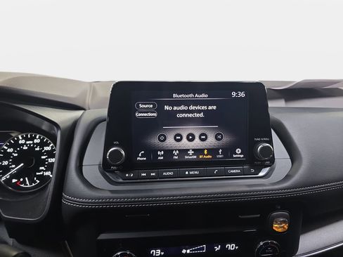 Certified 2023 Nissan Rogue SV FWD image 21