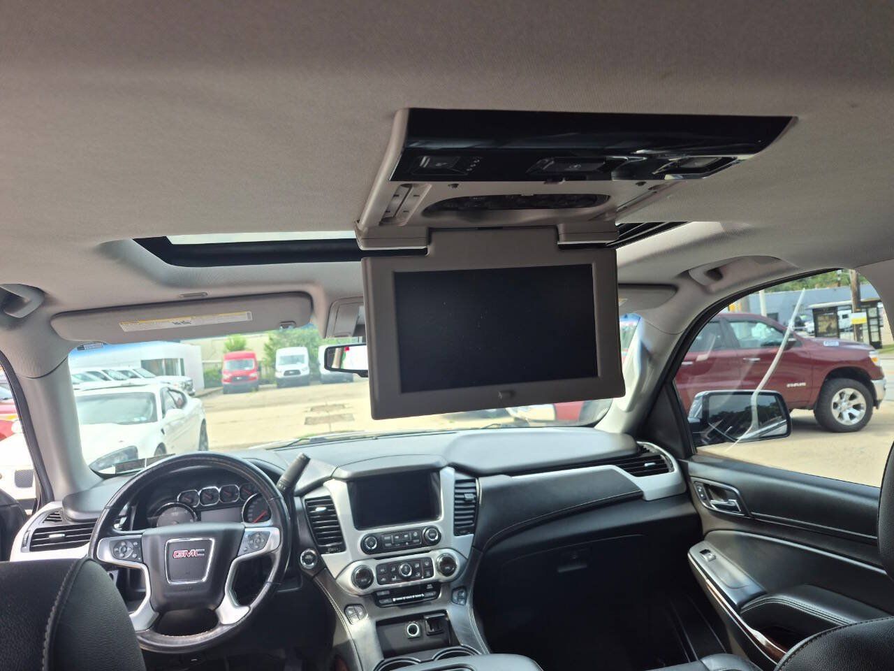 Used 2016 GMC Yukon SLT w/ Open Road Package AWD/4WD image 13