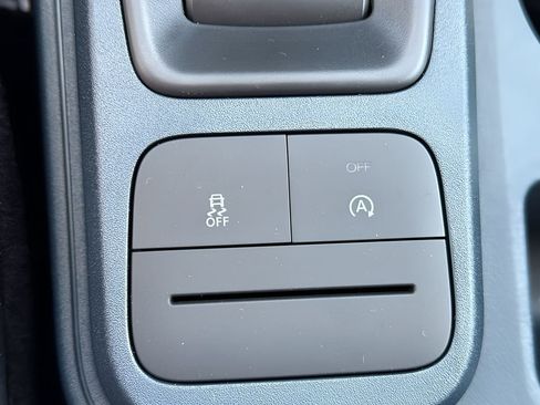New 2025 Ford Maverick Lobo AWD/4WD image 23