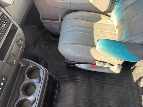 Used 2020 Chevrolet Express 2500 w/ Driver Convenience Package image 14
