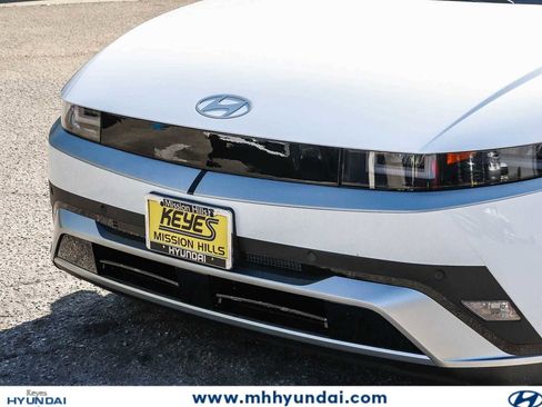 New 2026 Hyundai Ioniq 5 SE RWD image 8