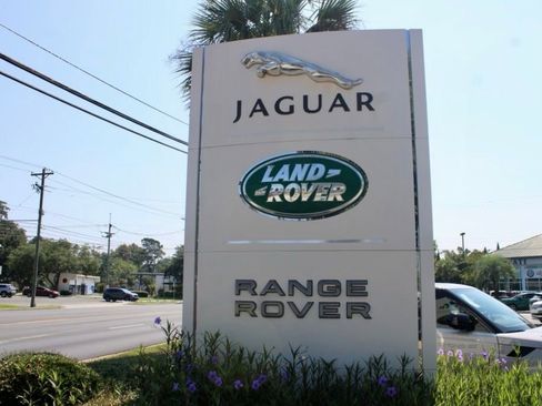 Used 2024 Land Rover Range Rover Sport Dynamic SE image 37