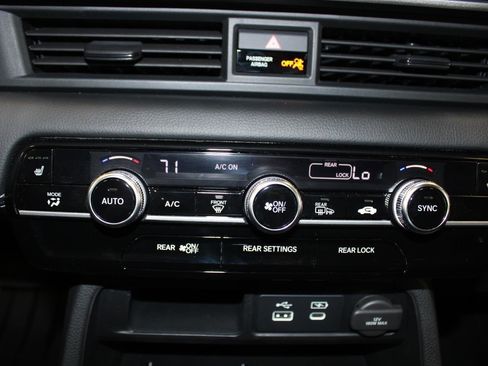 Used 2023 Honda Pilot EX-L image 19