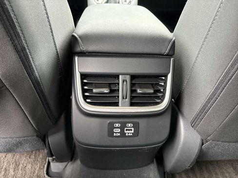 Used 2025 Subaru Outback Premium AWD/4WD image 22