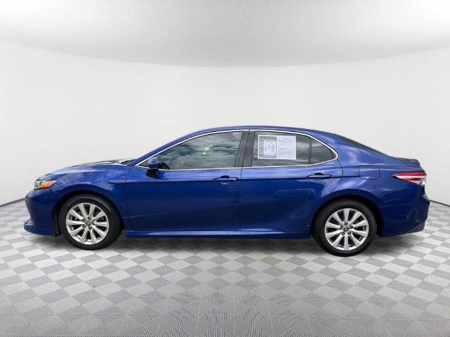 Used 2018 Toyota Camry LE FWD image 8