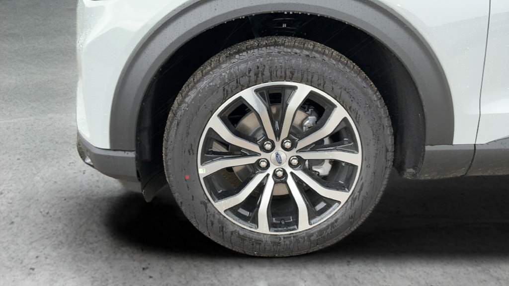 New 2027 Ford Explorer ST-Line w/ Premium Package RWD image 26