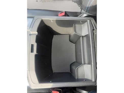 Used 2018 RAM 1500 Sport w/ Hydro Blue Sport Package AWD/4WD image 32