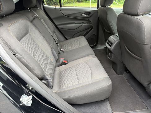 Used 2021 Chevrolet Equinox LT AWD/4WD image 15
