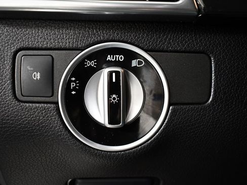 Used 2018 Mercedes-Benz GLE 350 4MATIC image 26