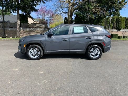 New 2026 Hyundai Tucson SE AWD/4WD image 2