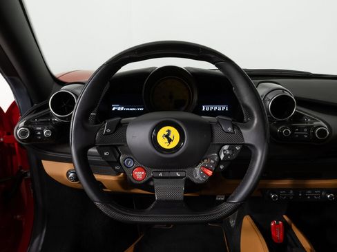 Certified 2022 Ferrari F8 Tributo RWD image 34
