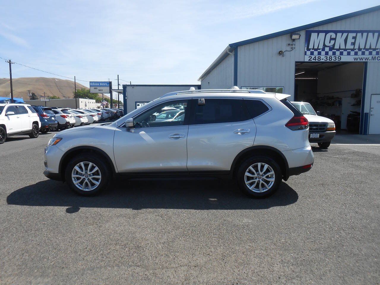 Used 2020 Nissan Rogue S w/ Special Edition Package AWD/4WD image 6