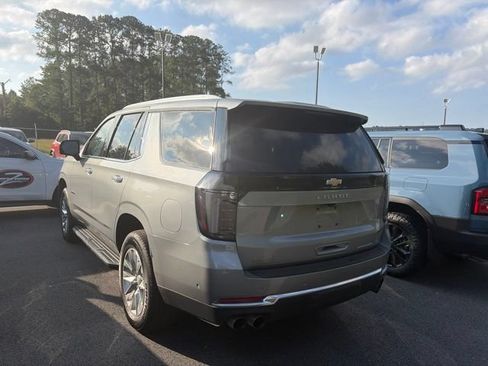 Used 2025 Chevrolet Tahoe Premier AWD/4WD image 4