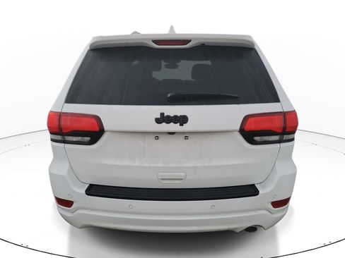 Used 2018 Jeep Grand Cherokee Altitude image 8