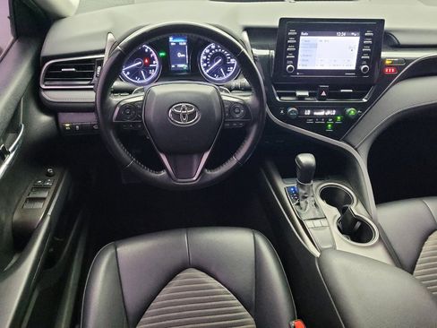 Used 2022 Toyota Camry SE w/ Convenience Package image 22