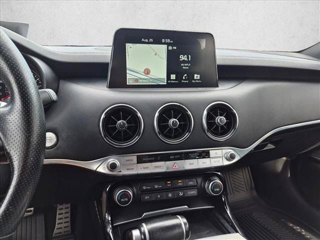 Used 2021 Kia Stinger GT1 RWD image 14