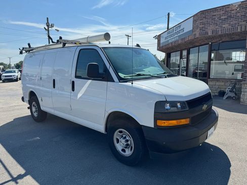 Used 2020 Chevrolet Express 2500 w/ Safety Package RWD image 20