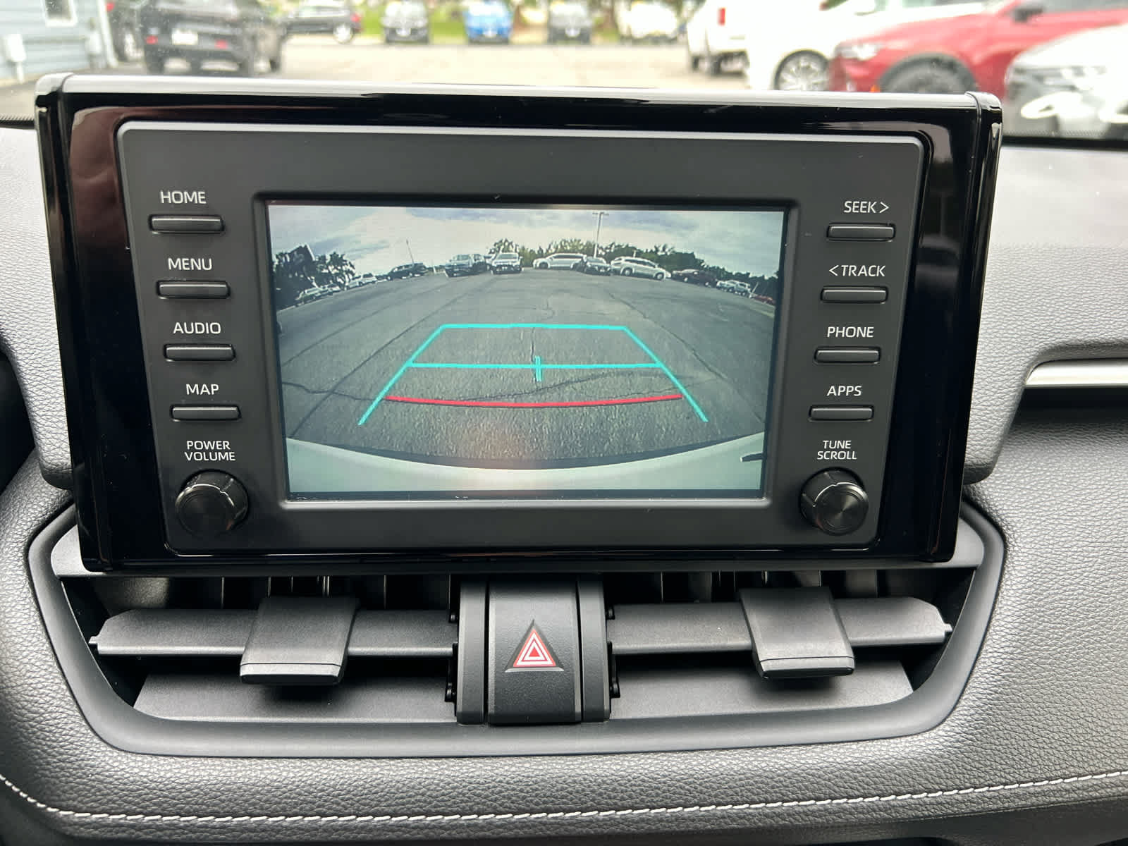 Used 2019 Toyota RAV4 LE w/ All Weather Liner Package AWD/4WD image 17