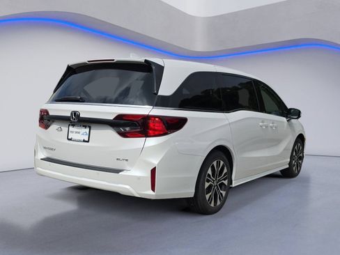 New 2026 Honda Odyssey Elite image 5