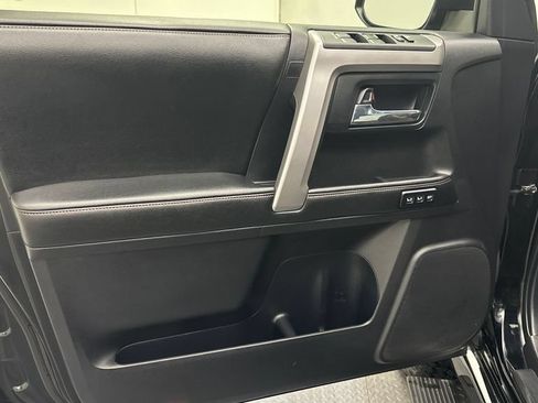 Used 2014 Toyota 4Runner Limited AWD/4WD image 16