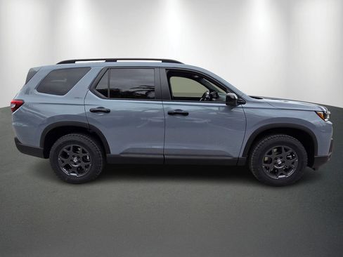 New 2026 Honda Pilot TrailSport image 7