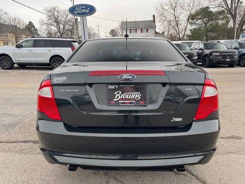 Used 2010 Ford Fusion SE image 6