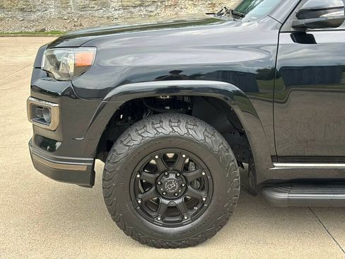 Used 2020 Toyota 4Runner Nightshade AWD/4WD image 37