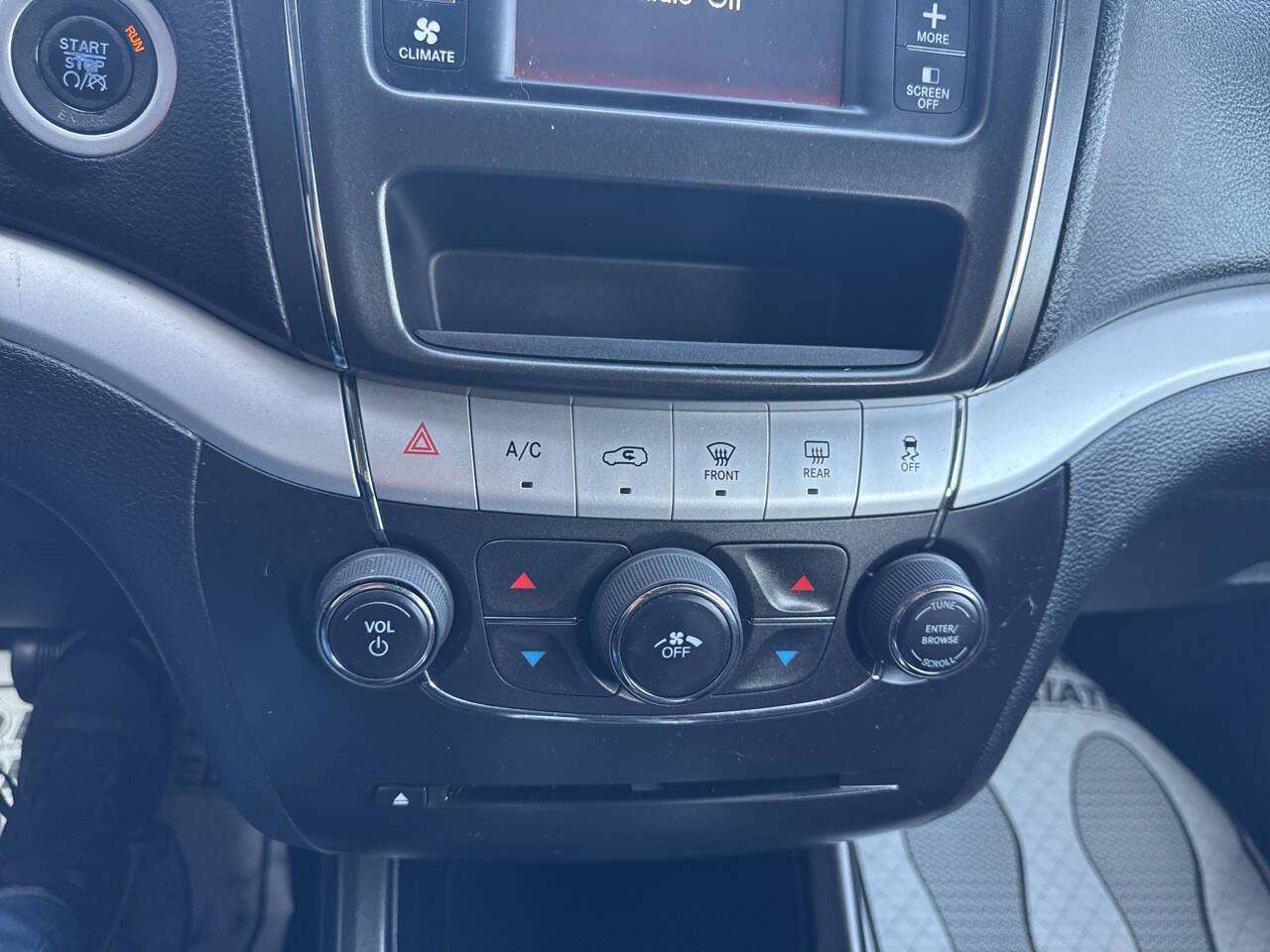 Used 2013 Dodge Journey American Value Package FWD image 28