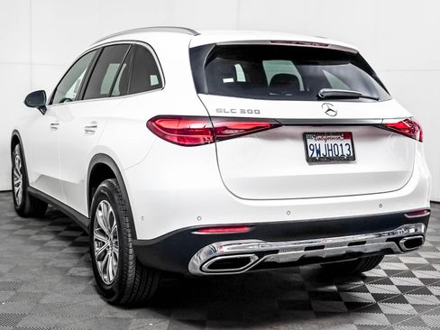 Certified 2026 Mercedes-Benz GLC 300 image 2