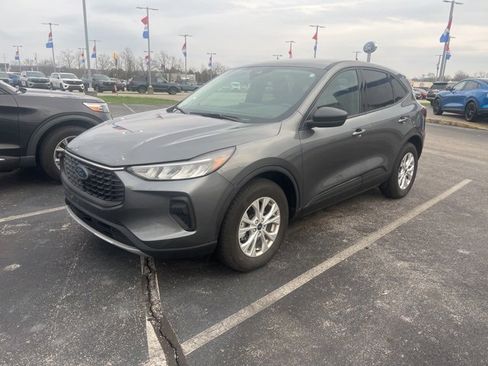 Used 2025 Ford Escape Active w/ Tech Pack #1 image 2