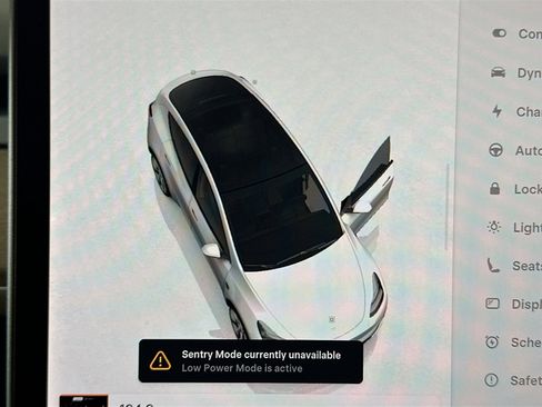 Used 2022 Tesla Model Y Long Range image 19