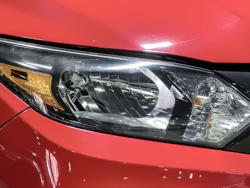 Used 2016 Honda HR-V LX image 10