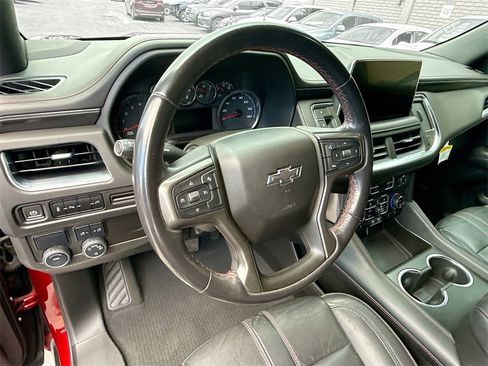 Used 2021 Chevrolet Suburban RST image 12