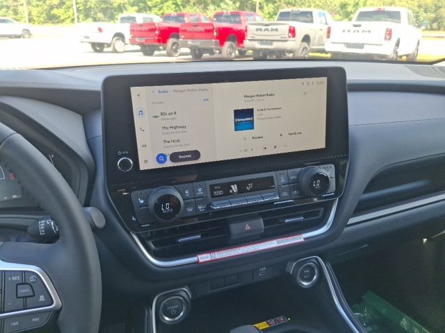New 2026 Toyota Grand Highlander XLE FWD image 17