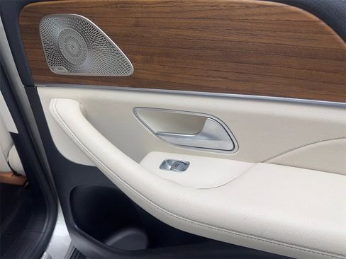 Used 2022 Mercedes-Benz GLE 350 4MATIC image 42