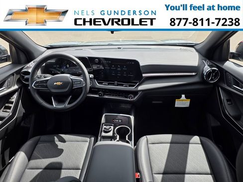 New 2026 Chevrolet Equinox LT w/ Convenience Package II AWD/4WD image 14